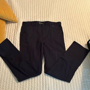 Men’s Hurley Pants.